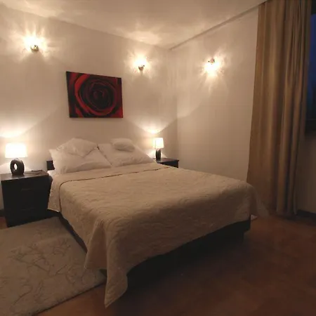 Apartment Nowiniarska Near The Old Town Warsaw Exterior photo