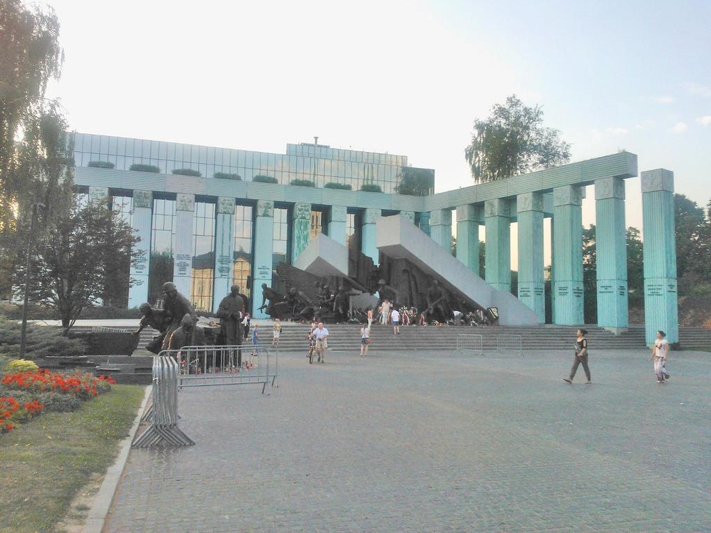 Nowiniarska * Warszawa