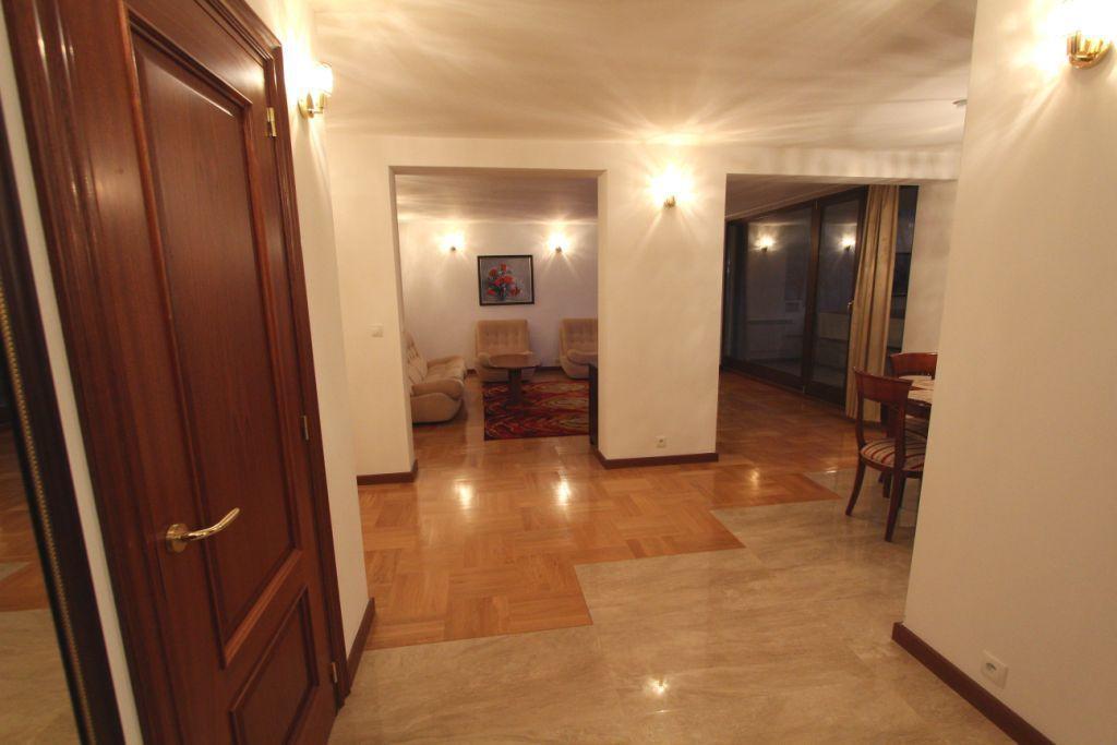 Apartament Nowiniarska Warszawa